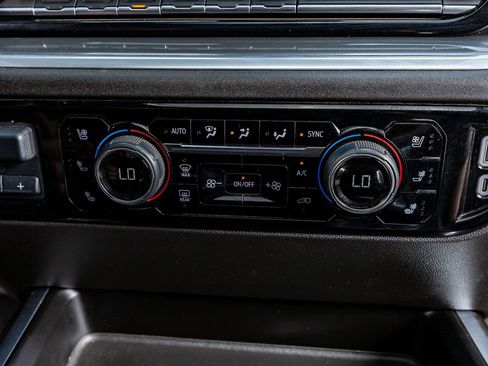 Used 2024 Chevrolet Silverado 3500 High Country w/ High Country Premium Package image 26