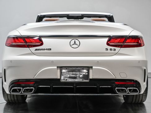 Used 2019 Mercedes-Benz S 63 AMG 4MATIC Cabriolet w/ Driver Assistance Package image 19
