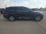 Used 2020 Ford Explorer XLT w/ Comfort Package image 3