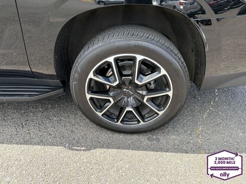 Used 2024 Chevrolet Suburban RST AWD/4WD image 24