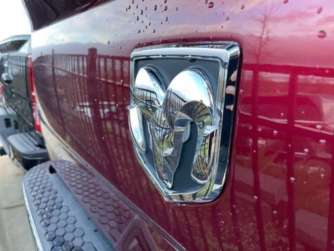 Used 2018 RAM 3500 Tradesman w/ Chrome Appearance Group image 8