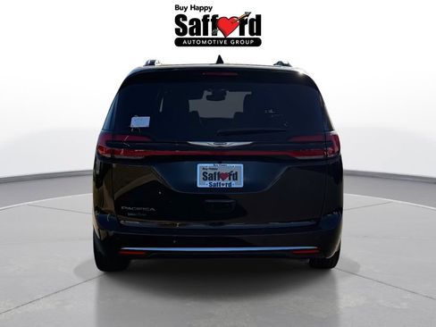New 2026 Chrysler Pacifica Pinnacle FWD image 7