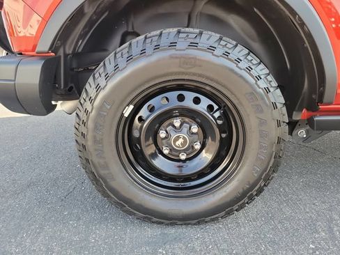 Certified 2023 Ford Bronco Black Diamond AWD/4WD image 5