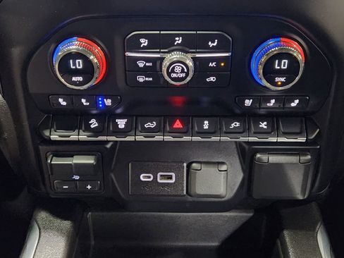 Used 2023 GMC Sierra 2500 AT4 w/ Gooseneck/5TH Wheel Package image 39