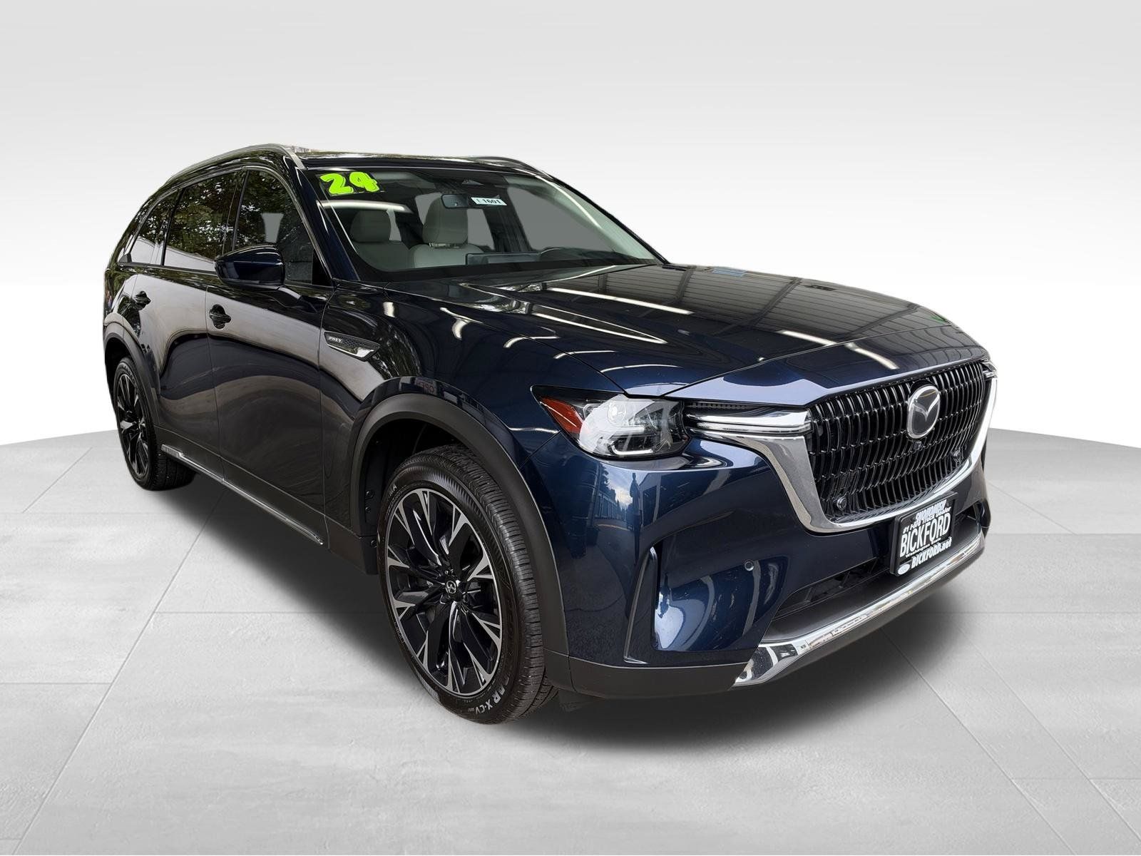 Used 2024 MAZDA CX-90 Plug-In Hybrid w/ Premium Plus AWD/4WD image 3