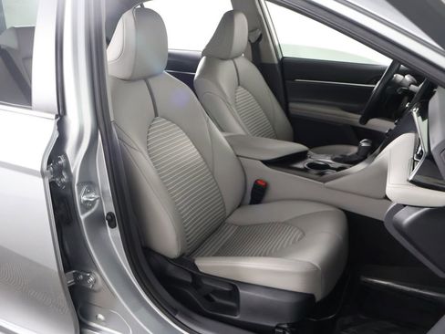 Used 2023 Toyota Camry SE image 26