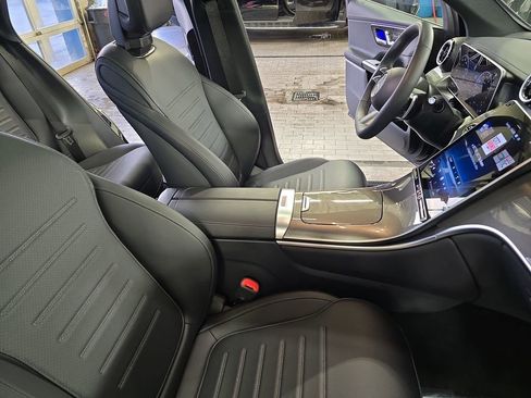 Certified 2026 Mercedes-Benz GLC 300 image 10