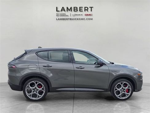 Used 2024 Alfa Romeo Tonale Veloce image 6