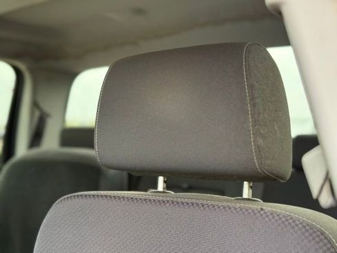 Used 2014 Chevrolet Silverado 1500 LT image 12