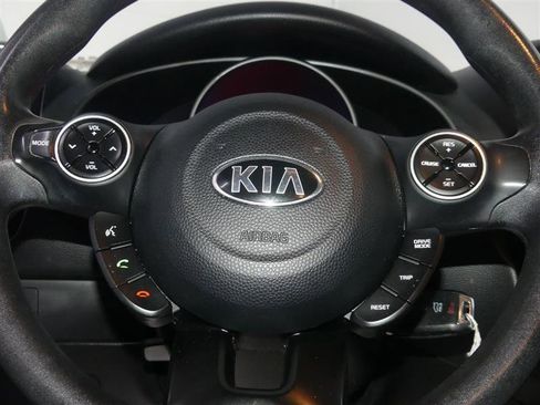 Used 2017 Kia Soul w/ Convenience Package image 30