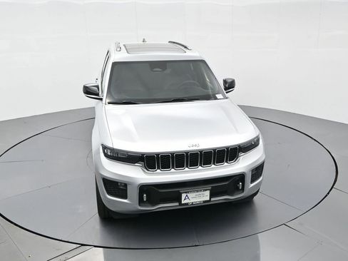 Used 2023 Jeep Grand Cherokee Overland image 49