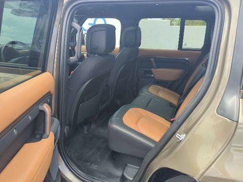 Certified 2022 Land Rover Defender 110 X AWD/4WD image 11