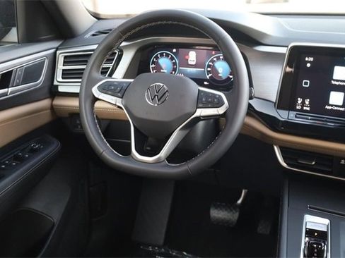 New 2026 Volkswagen Atlas Cross Sport SE image 23