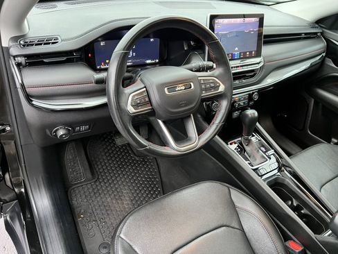 Used 2022 Jeep Compass Trailhawk w/ Trailhawk Elite Group image 18