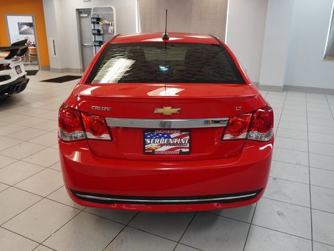 Used 2015 Chevrolet Cruze LT image 11