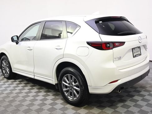 Used 2025 MAZDA CX-5 AWD 2.5 S w/ Preferred Package image 3