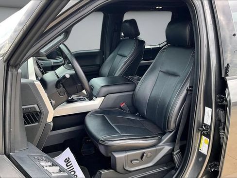 Used 2019 Ford F150 Lariat w/ Equipment Group 502A Luxury AWD/4WD image 21