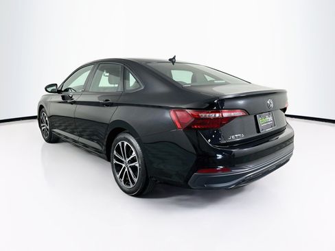 Used 2024 Volkswagen Jetta Sport FWD image 5
