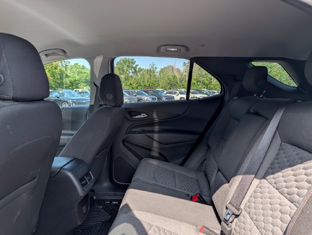 Used 2018 Chevrolet Equinox LT w/ LPO, Protection Package FWD image 16