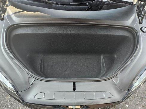 Used 2023 Tesla Model X AWD/4WD image 27