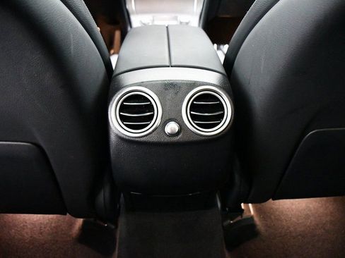 Used 2021 Mercedes-Benz GLC 300 4MATIC image 20