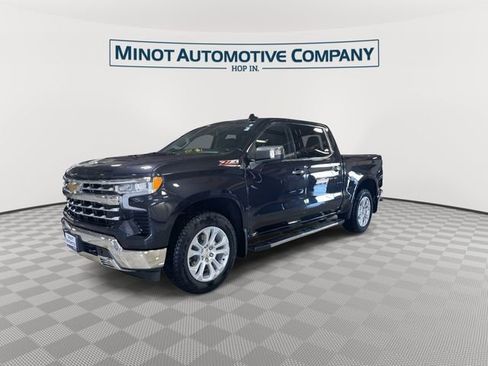 Used 2023 Chevrolet Silverado 1500 LTZ AWD/4WD image 4