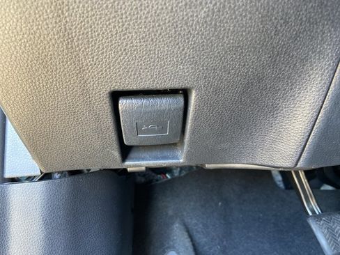 Used 2024 Toyota Corolla LE image 42