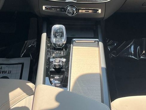 Used 2026 Volvo XC60 B5 Plus w/ Protection Package Premier image 22
