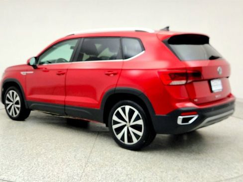 Used 2022 Volkswagen Taos SE image 7