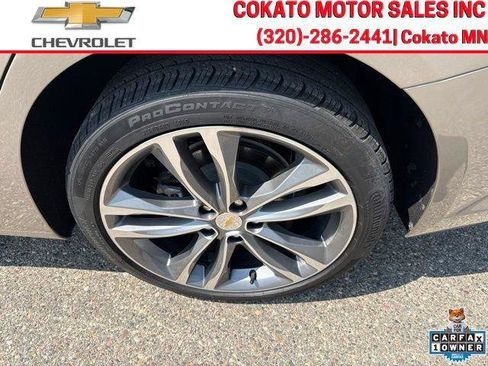 Used 2025 Chevrolet Malibu LT FWD image 8