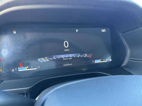 Used 2024 Jeep Grand Cherokee Limited image 14