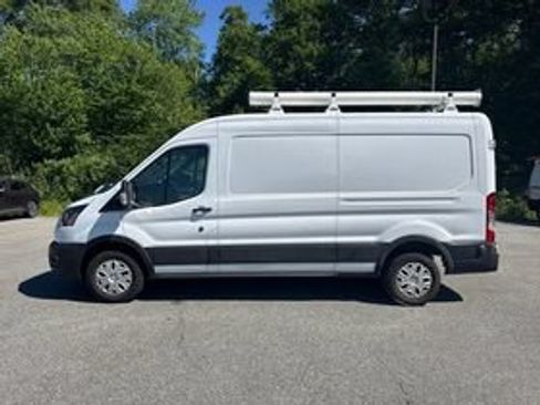 Used 2022 Ford E-Transit Medium Roof w/ Load Area Protection Package RWD image 8