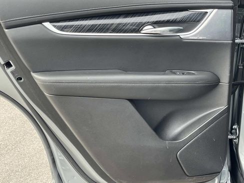 Certified 2023 Cadillac XT6 Premium Luxury image 22