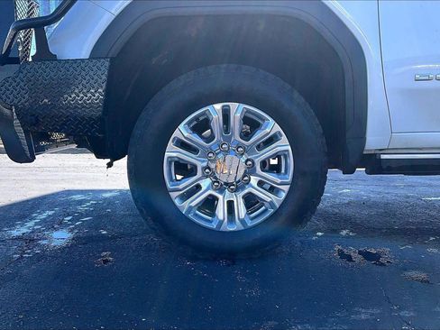 Used 2022 GMC Sierra 2500 Denali w/ Technology Package image 2
