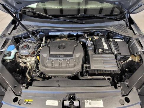 Used 2019 Volkswagen Tiguan SEL Premium R-Line FWD image 9