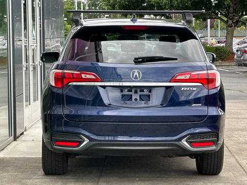 Used 2017 Acura RDX AWD w/ Technology Package image 4