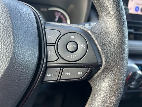 Used 2023 Toyota RAV4 XLE image 19