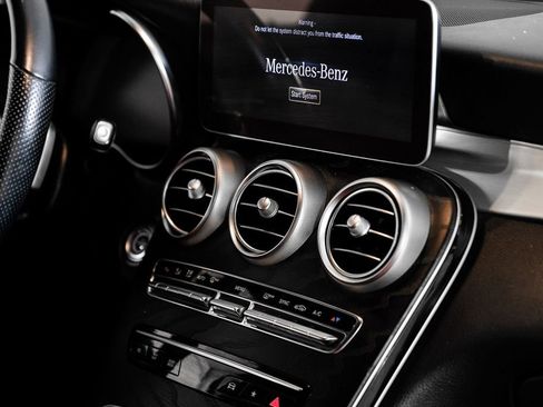 Used 2022 Mercedes-Benz GLC 300 w/ AMG Line image 21