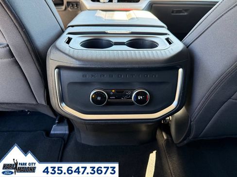 Used 2025 Ford Expedition Active AWD/4WD image 25