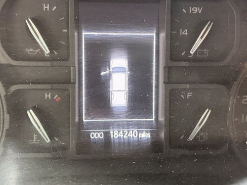 Used 2019 Toyota Tundra SR RWD image 13