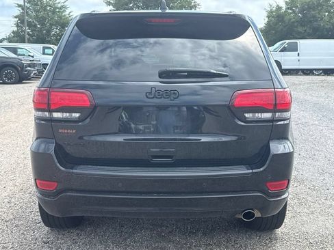 Used 2022 Jeep Grand Cherokee Laredo X AWD/4WD image 6