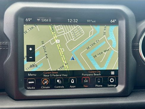 Used 2022 Jeep Wrangler Unlimited Sahara w/ Safety Group AWD/4WD image 14