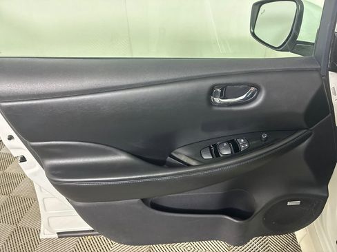 Used 2019 Nissan Leaf SL Plus image 15