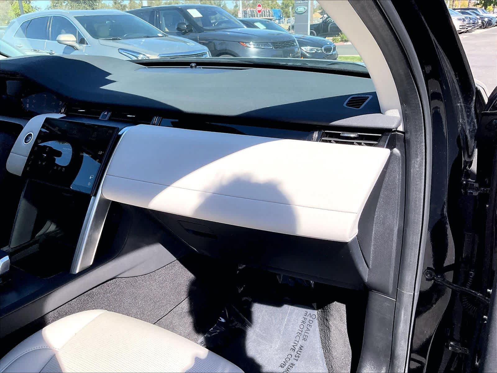 Used 2025 Land Rover Discovery Sport S AWD/4WD image 18