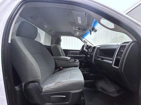 Used 2018 RAM 3500 4x4 Regular Cab DRW image 15