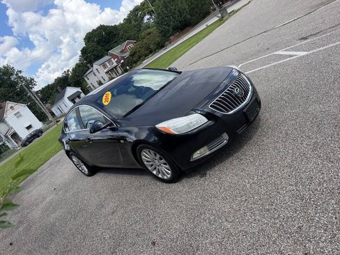 Used 2011 Buick Regal CXL w/ RL4 Preferred Equipment Group FWD image 5