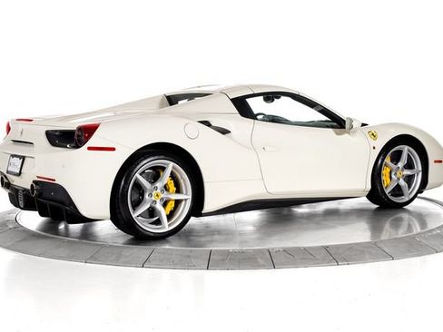 Certified 2018 Ferrari 488 Spider RWD image 2