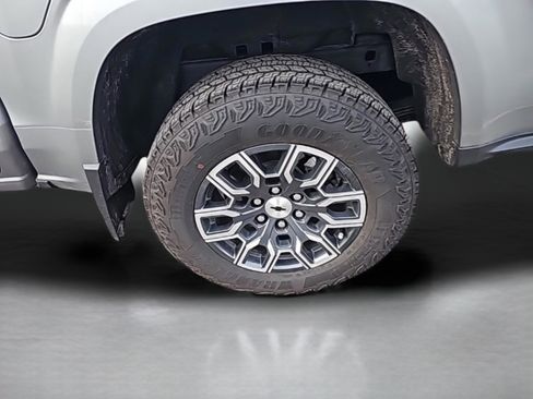 Used 2025 Chevrolet Colorado Z71 image 35