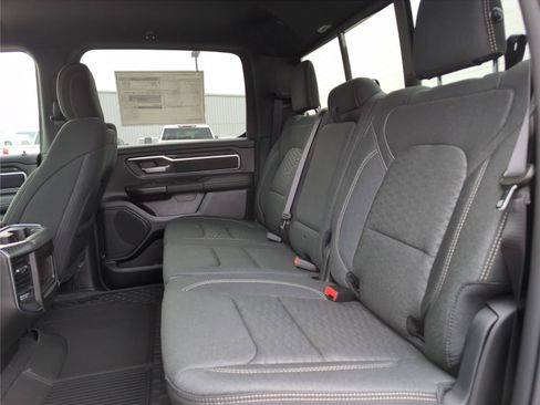 New 2026 RAM 1500 Big Horn AWD/4WD image 28