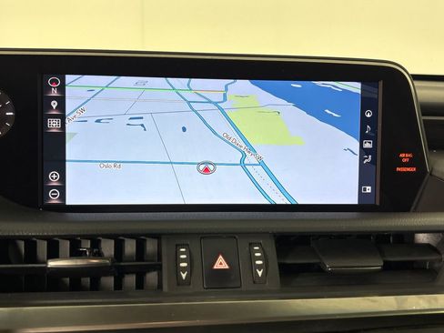 Used 2019 Lexus ES 350 Luxury w/ Accessory Package 2 image 21